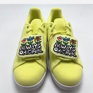 NWT Womans Adidas Stan Smith Always Original Volt Felt Sneakers